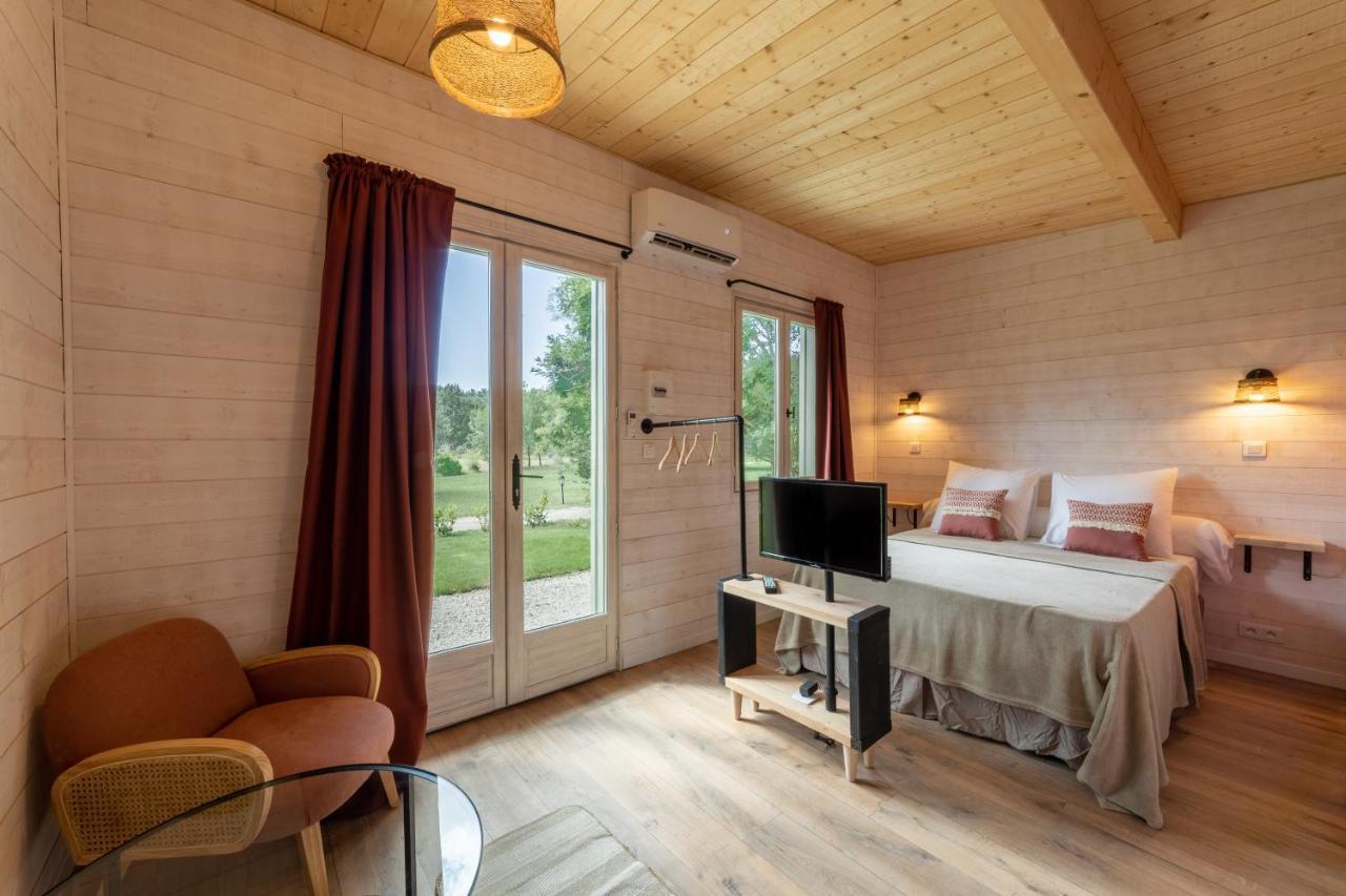 Le Mas Des Cerisiers Jacuzzi Et Sauna Inclus Pour Tous Les Logements Авиньон Екстериор снимка