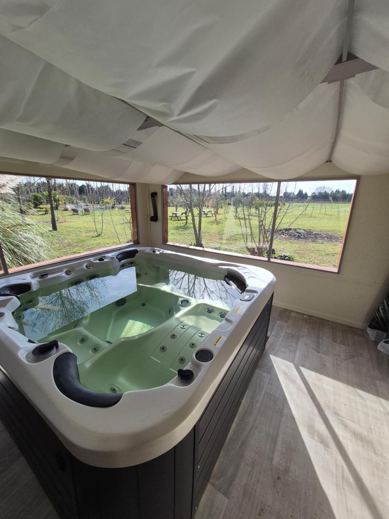 Le Mas Des Cerisiers Jacuzzi Et Sauna Inclus Pour Tous Les Logements Авиньон Екстериор снимка